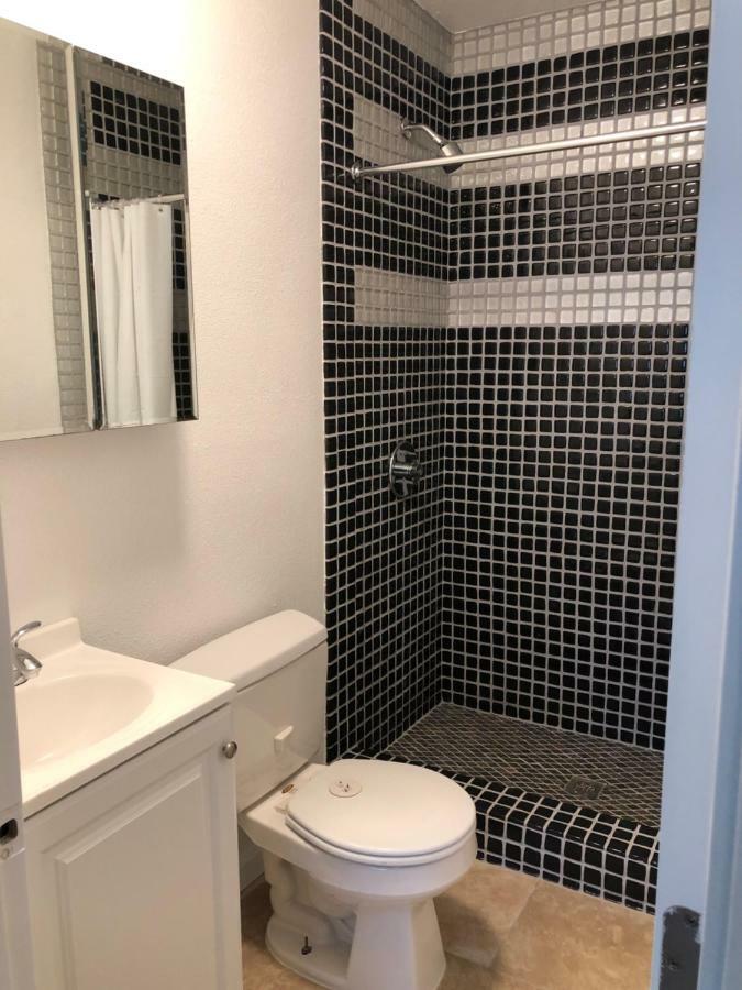 Fountain Guest Suites Los Angeles Exterior photo