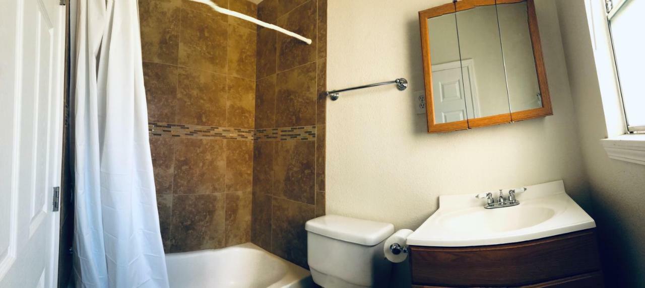 Fountain Guest Suites Los Angeles Exterior photo